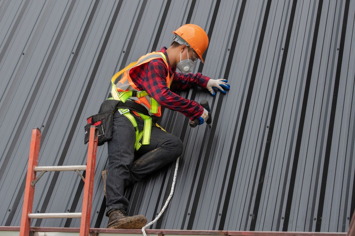 commercial roof repair